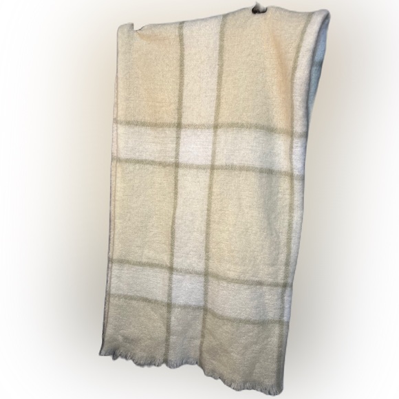 Indigo home blanket/ throw - Picture 4 of 8